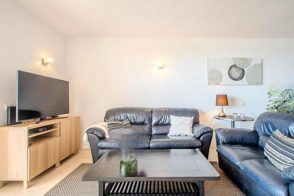 Ocean Bliss - Panoramic Sea View - 20M To Beach - 2 Swimming Pools - Private Parking Albufeira