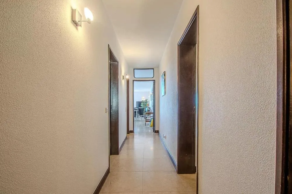Ocean Bliss - Panoramic Sea View - 20M To Beach - 2 Swimming Pools - Private Parking Albufeira Lägenhet